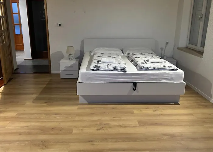 Matej By Guide * Zaton